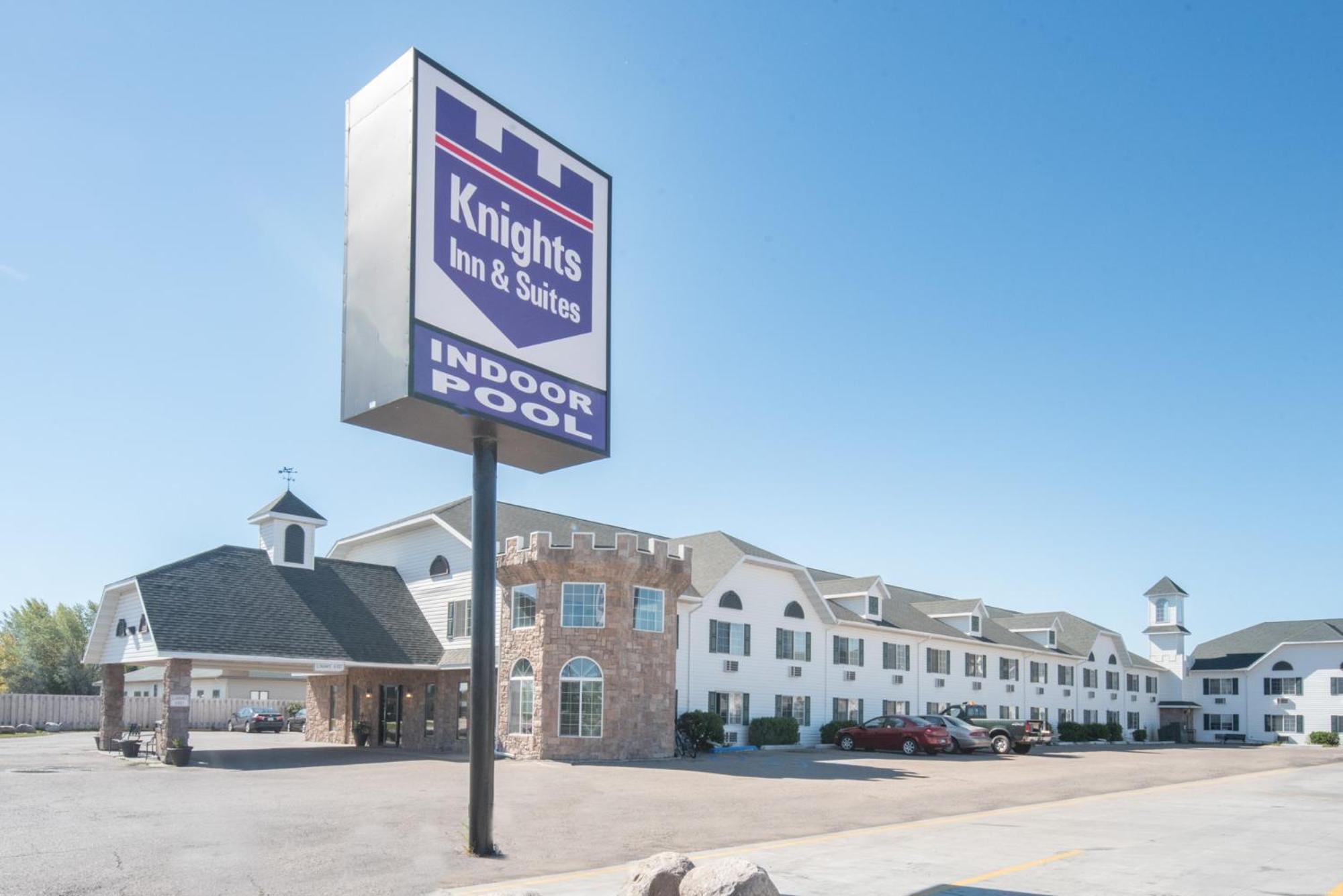 Knights Inn And Suites - Grand Forks Kültér fotó