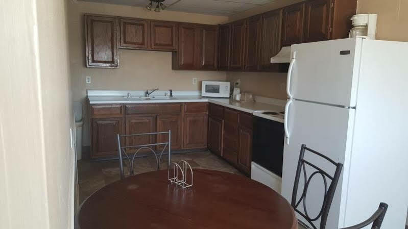 Knights Inn And Suites - Grand Forks Kültér fotó